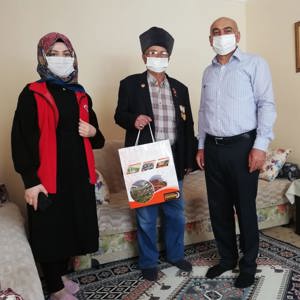 Şehit Ailelerimize ve Gazilerimize VEFA - fotoğraf 1