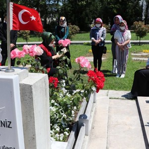 Bakan Selçuk: “Bakanlığımız Şehit Yakınlarımızı ve Gazilerimizi Bayramda da Yalnız Bırakmadı” - fotoğraf 3