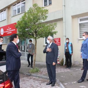 Valimiz Ahmet ÜMİT Vefa Sosyal Destek İletişim ve Hizmet Birimini Ziyaret Etti. - fotoğraf 1