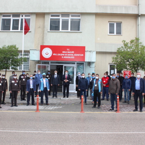 Valimiz Ahmet ÜMİT Vefa Sosyal Destek İletişim ve Hizmet Birimini Ziyaret Etti. - fotoğraf 3