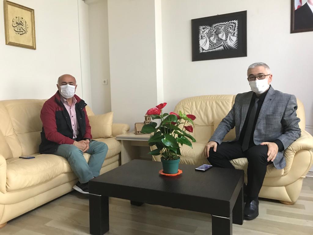 Kırklareli İl Afet ve Acil Durum Müdürü Muhsin ÖZER İl Müdürü Faruk UYSAL’ı makamında ziyaret etti.