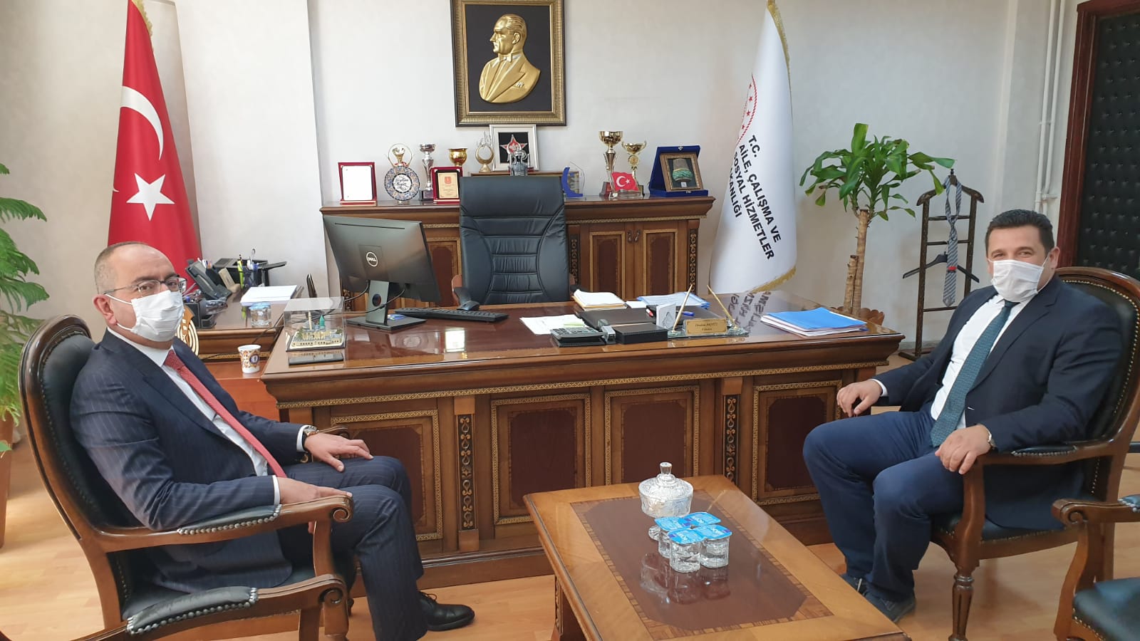Meram Belediye Başkanı Sayın Mustafa KAVUŞ İl Müdürümüz İbrahim AKYÜZ'ü Ziyaret Etti
