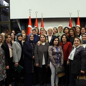 Bakan Selçuk: “Çocuklarımızın Yeri Okulları, Ailelerinin Yanı” - fotoğraf 1