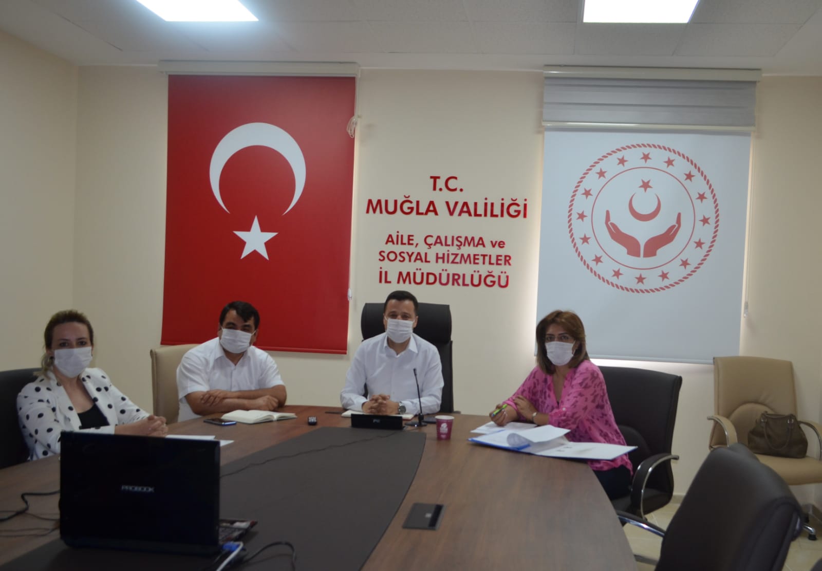 İl Müdür V. Osman Toprakçı başkanlığında, İl Müdür Yardımcılarımız ve Kuruluş Müdürlerimizin katılımıyla değerlendirme toplantısı gerçekleştirildi. 