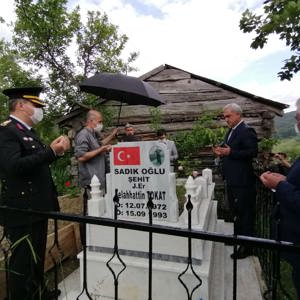 Şehit Babası Sadık TOKAT’a Babalar Günü Kutlaması - fotoğraf 1