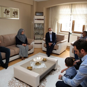 Şehit Ailelerimiz Babalar Gününde Ziyaret Edildi - fotoğraf 3