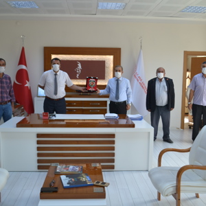 Türkiye Harp Malûlü, Gaziler, Şehit, Dul ve Yetimleri Derneği Malatya Şube Başkanı Mustafa Gözükara ve Yönetim Kurulu Üyeleri, İl Müdürümüz Rasim Bulut’u makamında ziyaret etti. - fotoğraf 4