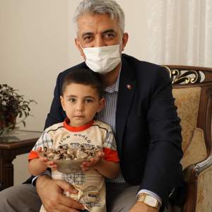 Vali Mehmet Makas, Babalar Gününde Şehit Babalarını Yalnız Bırakmadı - fotoğraf 4