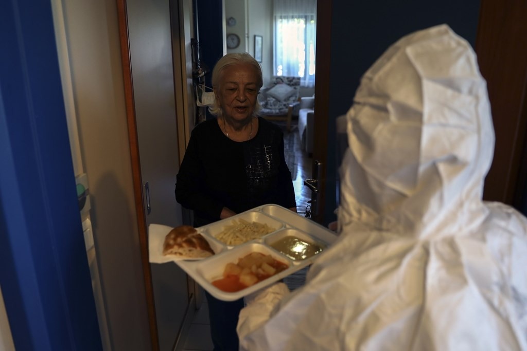 Dünya Sağlık Örgütünden Pandemi Sürecinde Huzurevlerimizde Yapılan Çalışmalara Övgü Geldi