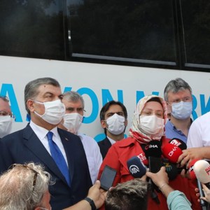 Bakanımız Selçuk, Sakarya'da Patlamanın Yaşandığı Bölgede İncelemelerde Bulundu - fotoğraf 1