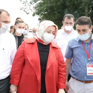 Bakanımız Selçuk, Sakarya'da Patlamanın Yaşandığı Bölgede İncelemelerde Bulundu - fotoğraf 2