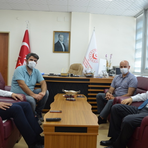 Isparta Aile, Çalışma ve Sosyal Hizmetler İl Müdürü Sayın Yakup KÜTÜK, İl Müdürümüz Sayın Bekir YÜMNÜ 'ye ziyarette bulunmuştur. Kendilerine nazik ziyaret için teşekkür ederiz. - fotoğraf 1