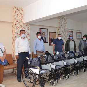 Tekerlekli Sandalyeler İhtiyaç Sahiplerine Dağıtıldı - fotoğraf 6