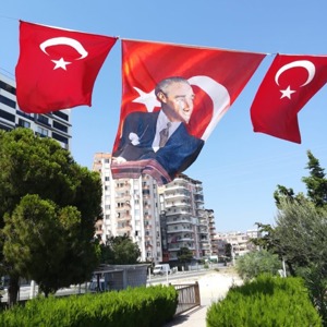 Kuruluşlarımıza  "15 Temmuz Demokrasi ve Milli Birlik Günü" Vesilesiyle Bayraklar Asıldı - fotoğraf 15