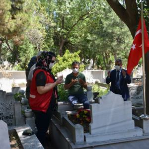 15 Temmuz Demokrasi ve Milli Birlik Günü Kapsamında  Şehit Kabirleri Ziyaret Edildi - fotoğraf 10