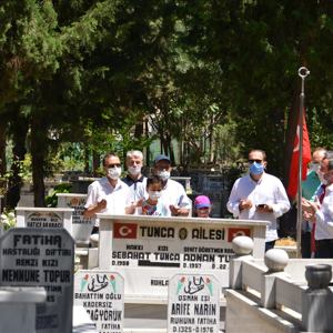 15 Temmuz Demokrasi ve Milli Birlik Günü Kapsamında  Şehit Kabirleri Ziyaret Edildi - fotoğraf 12