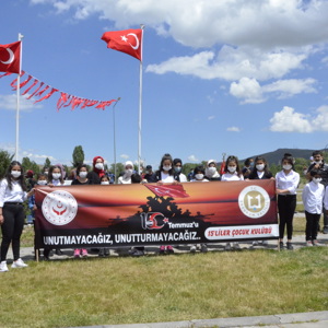  Erzurum’da 15 Temmuz şehitleri mezarı başında anıldı - fotoğraf 1