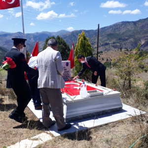 İlimizde Bulunan Aziz Şehitlerimizin  Kabirleri Ziyaret Edildi - fotoğraf 7