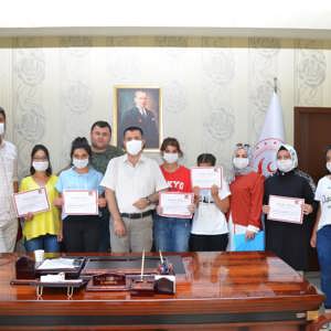 Dereceye Giren Çocuklara Ödül Veridi    - fotoğraf 1