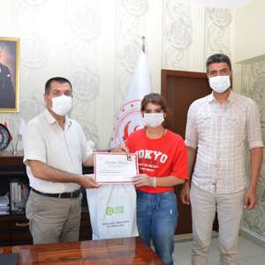 Dereceye Giren Çocuklara Ödül Veridi    - fotoğraf 2