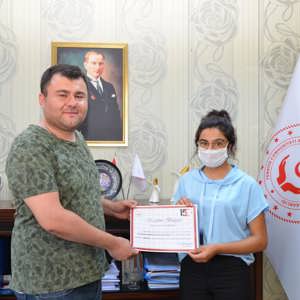Dereceye Giren Çocuklara Ödül Veridi    - fotoğraf 6