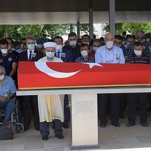 Şehit Emre Büyükyıldırım Son Yolculuğuna Uğurlandı - fotoğraf 2
