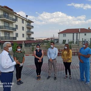 İl Müdürümüz Sayın Bekir YÜMNÜ, Emirdağ Fazlı-Macide Halaç Yaşlı Bakım ve Rehabilitasyon Merkezini ziyaret etti. - fotoğraf 1