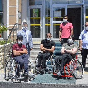 Hollanda’da Yaşayan Gurbetçilerden Engellilere Anlamlı Destek  - fotoğraf 2
