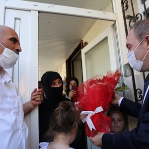 Kurban Bayramı Münasebetiyle Şehit Aileleri ve 15 Temmuz Gazisi Ziyaret Edildi - fotoğraf 2