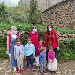 Gümüşhane ASDEP Personeli Yayla Çocuklarının Neşesine Ortak Oldu - fotoğraf 1