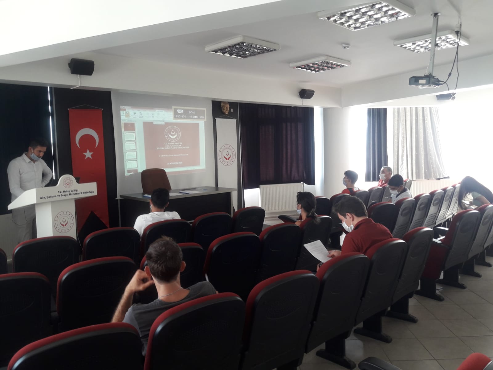 İş Hayatına Uyum Semineri Verildi.
