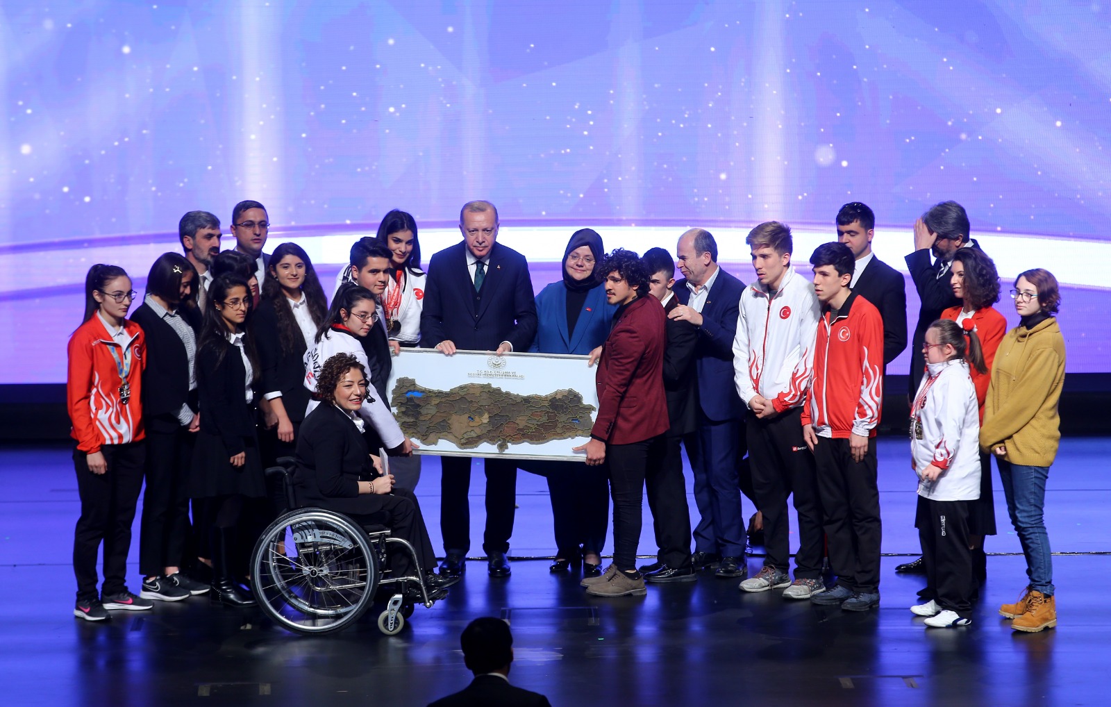 Üniversiteye Yerleşen Koruma Altındaki Gençlere "Hayat Rehberi"