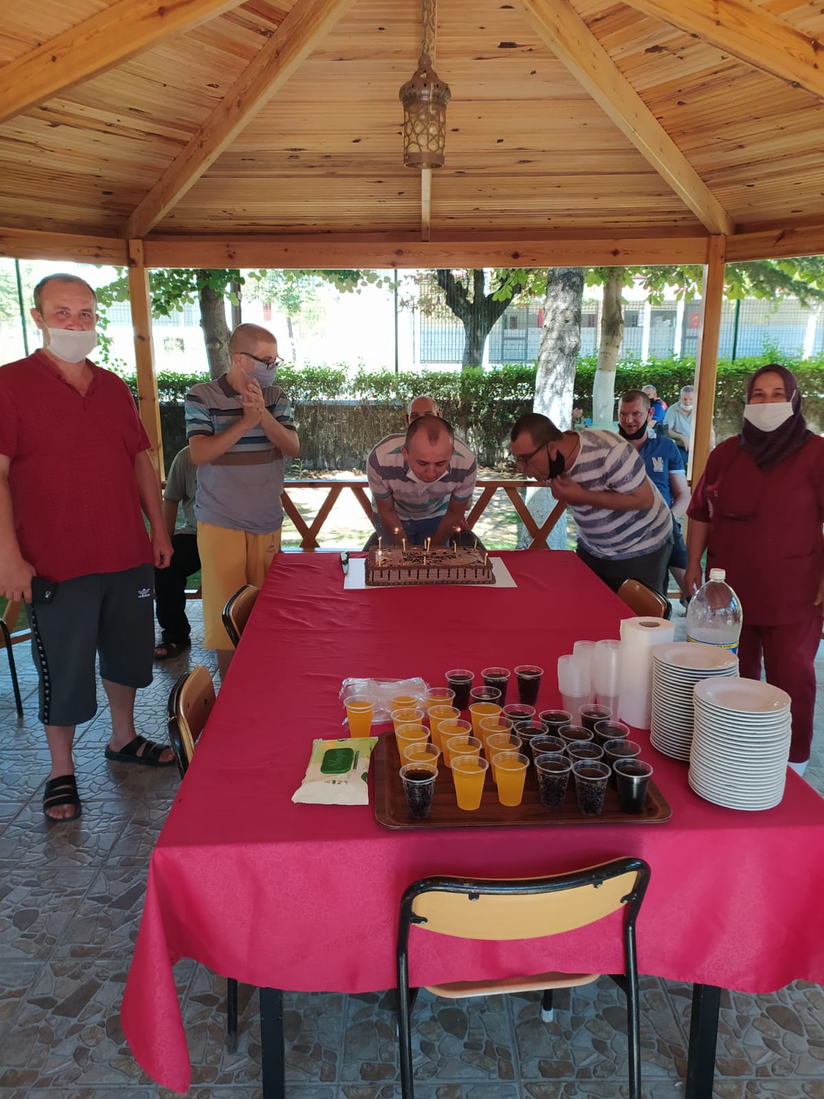 Kırklareli Bakım Rehabilitasyon ve Aile Danışma Merkezi Müdürlüğünde Doğum Günü Etkinliği Gerçekleştirildi.