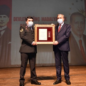 Mersin İlimizde  Devlet Övünç Madalyası ve Beratları Tevcih Töreni Düzenlendi - fotoğraf 7