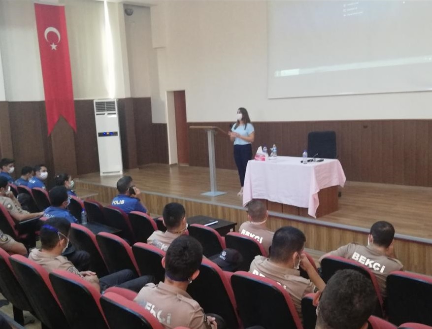 Çarşı ve Mahalle Bekçi Adaylarına ''Kadına Yönelik ve Aile İçi Şiddetle Mücadele’’ Eğitimi Verildi.