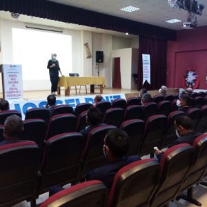 Solhan İlçesinde Muhtarlara Kadına Yönelik Şiddetle Mücadele Semineri Verildi - fotoğraf 1