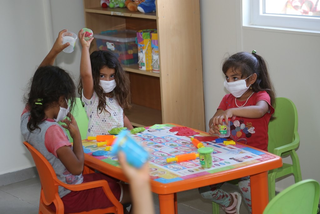 Mobil Ekipler 21 Bini Aşkın Çocuğu Sokaktan Kurtardı