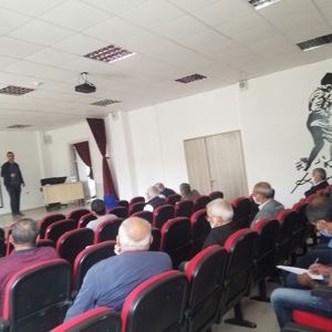 Yayladere İlçesinde Muhtarlara Kadına Yönelik Şiddetle Mücadele Konulu Seminer Düzenlendi. - fotoğraf 1