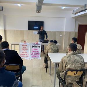 Yedisu İlçesinde Güvenlik Korucuları Ve Jandarma Personellerine Kadına Yönelik Şiddetle Mücadele Semineri Verildi - fotoğraf 1