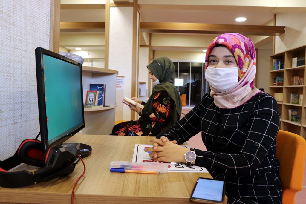 Bakanlığımızdan, Koruma Altındaki 7 Bin 400 Gence İş ve Meslek Danışmanlığı Hizmeti