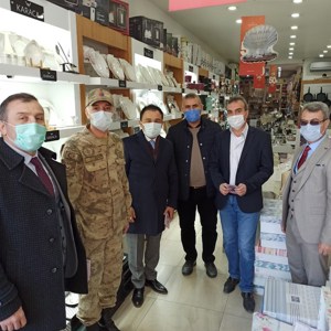 “25 Kasım Kadına Yönelik Şiddete Karşı Uluslararası Mücadele Günü” kapsamında düzenlenen farkındalık etkinlikleri - fotoğraf 1