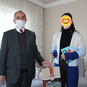 Bayburt Valisi Cüneyt EPCİM, Çocuk Evlerinde Kalan Çocuklarımızı Ziyaret Etti - fotoğraf 8