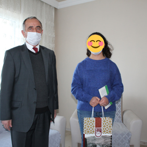 Bayburt Valisi Cüneyt EPCİM, Çocuk Evlerinde Kalan Çocuklarımızı Ziyaret Etti - fotoğraf 10
