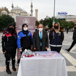 ‘25 Kasım Kadına Yönelik Şiddetle Uluslararası Mücadele Günü’ Çeşitli Etkinliklerle kutlandı - fotoğraf 3