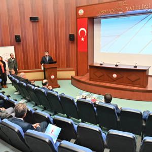 Kadına Yönelik Şiddetle Mücadele İl Koordinasyon İzleme ve Değerlendirme Komisyon Toplantısı Vali Dr. Erdinç Yılmaz Başkanlığında Yapıldı - fotoğraf 2