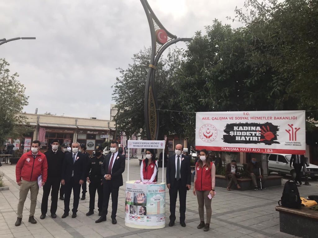 Tarsus  Sosyal Hizmet Merkezi Müdürlüğünün 25 Kasım Kadına Yönelik Şiddete Karşı Uluslararası Mücadele Günü Kapsamındaki Çalışmaları