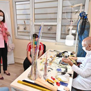 Sayın Valimizin Eşi Çocuk Sanat Atölyesini Ziyaret Etti - fotoğraf 2