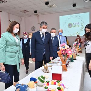 Çocuklar, “Sıfır Atık Projesi” Kapsamında Atık Materyalleri Sanat Eserine Dönüştürdüler - fotoğraf 5
