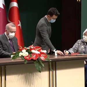 Bakan Selçuk, “Türkiye Cumhuriyeti Hükümeti ile Katar Devleti Hükümeti Arasında Aile, Kadın ve Sosyal Hizmetler Alanlarında İşbirliğine İlişkin Mutabakat Zaptı”nı İmzaladı - fotoğraf 1