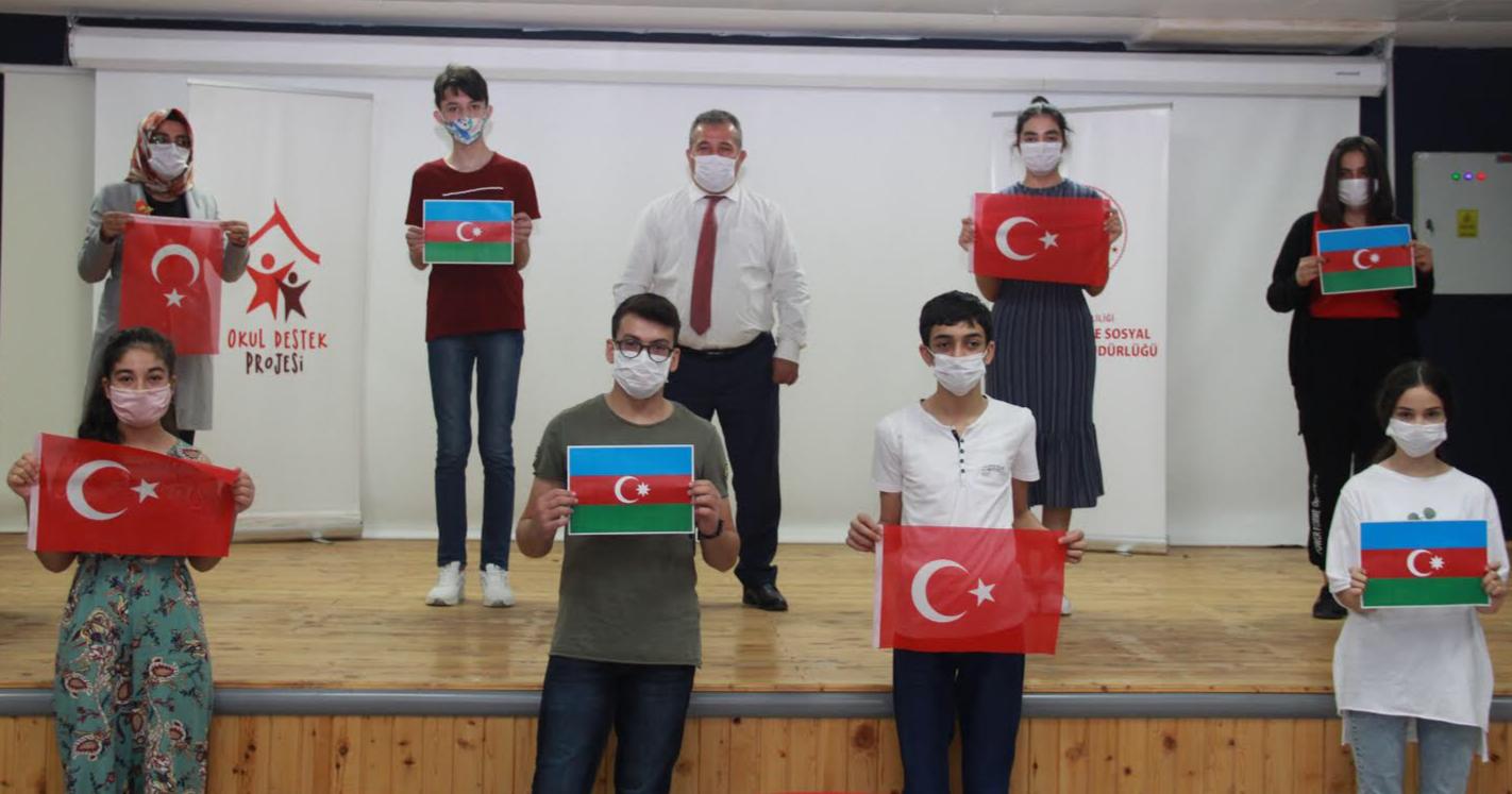 Osmaniye Okul Destek Projesi Öğrencilerimizden Azerbaycanlı Kardeşlerine Destek